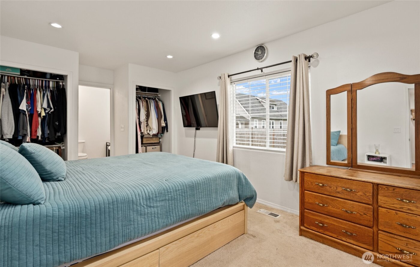 416 N Regent Street , Burlington, WA 98233