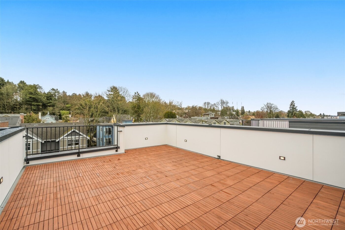 1123 A 10th Avenue E, Seattle, WA 98102