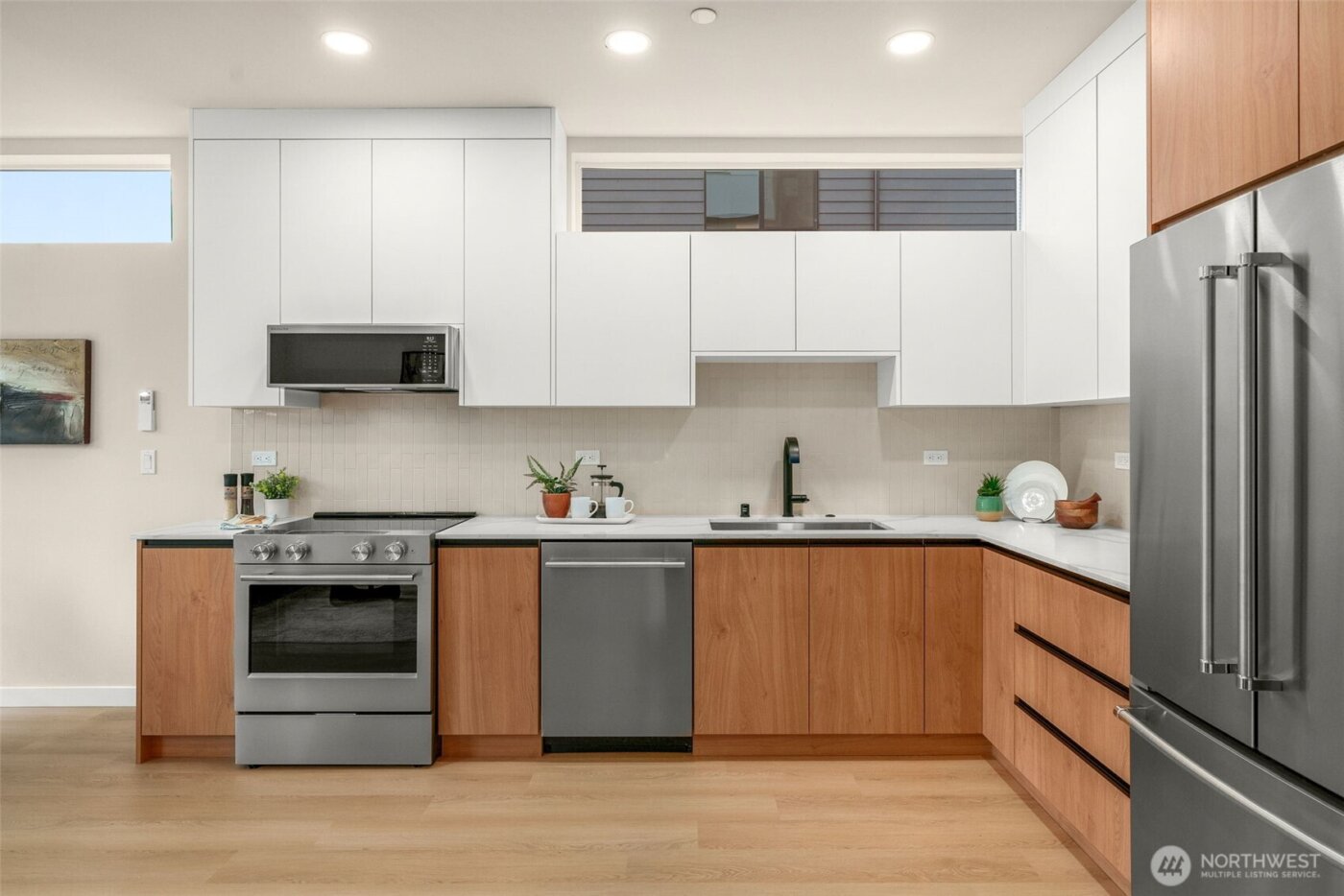 1123 A 10th Avenue E, Seattle, WA 98102