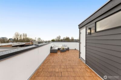 1123 C 10th Avenue E, Seattle, WA 98102 - Photo 21