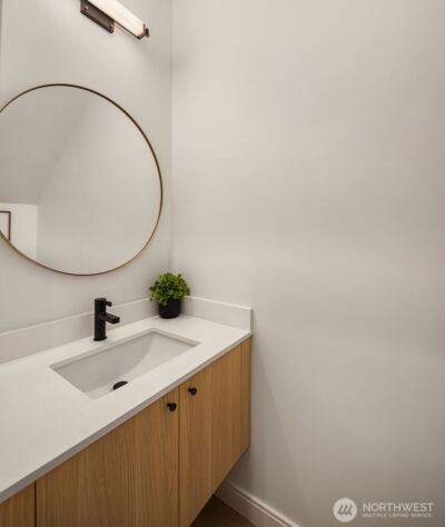 503 S Henderson Street , Seattle, WA 98108 - Photo 17