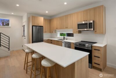 503 S Henderson Street , Seattle, WA 98108 - Photo 6