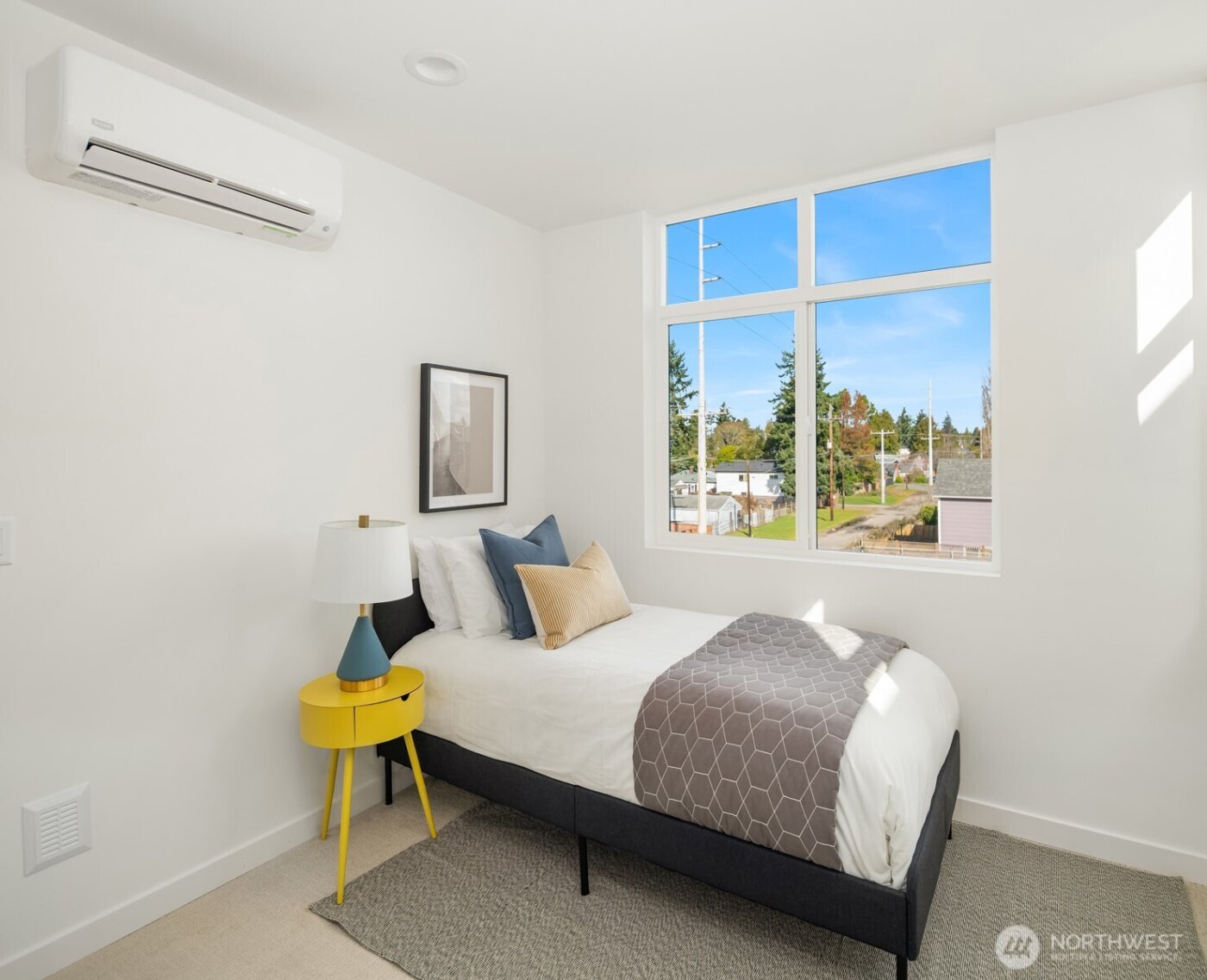 632 N 92nd Street , Seattle, WA 98103