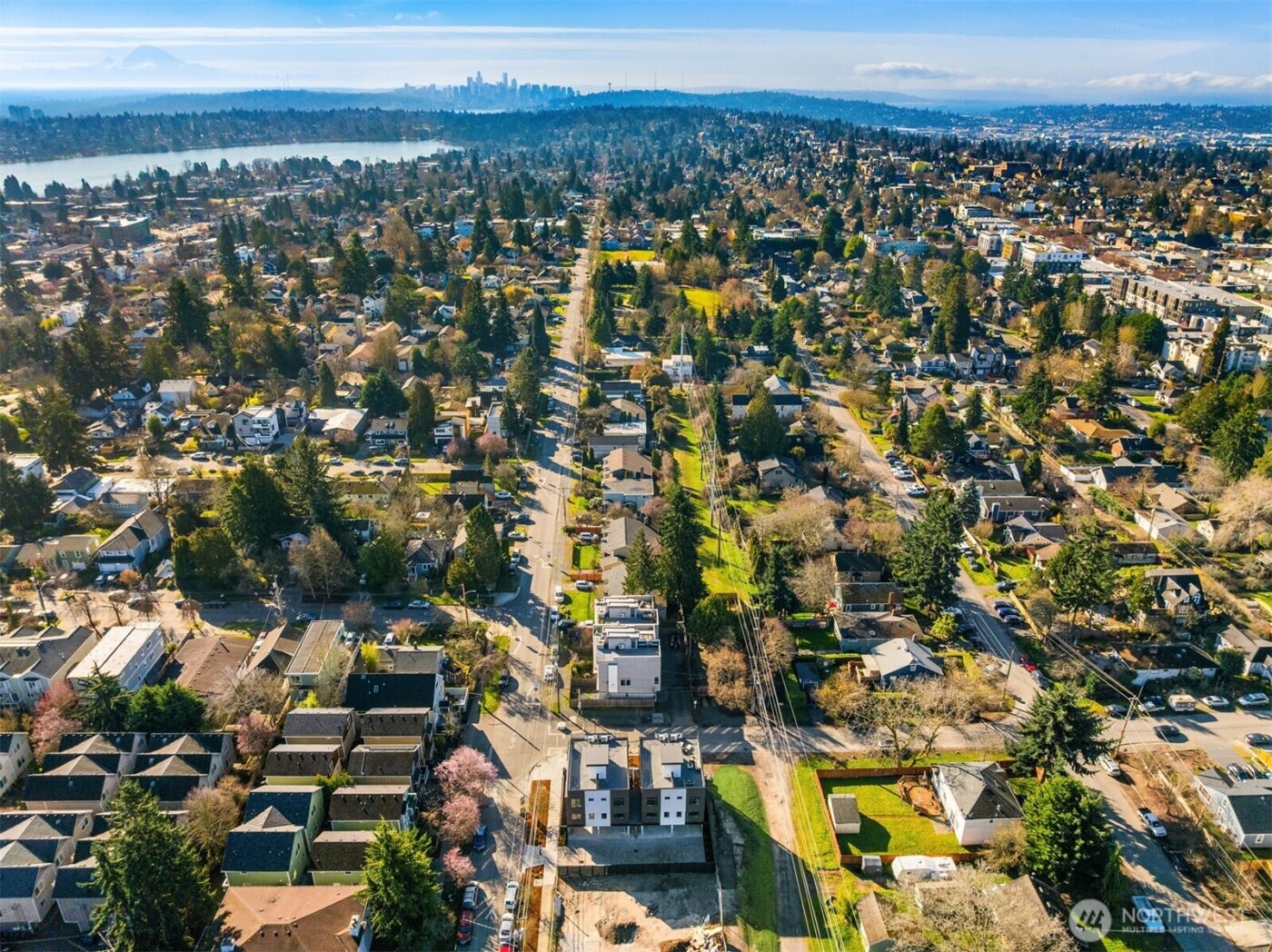 632 N 92nd Street , Seattle, WA 98103