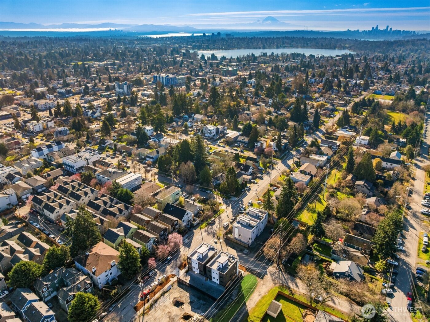 632 N 92nd Street , Seattle, WA 98103