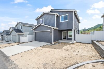 2130 Plumridge Court , Wenatchee, WA 98801 - Photo 2