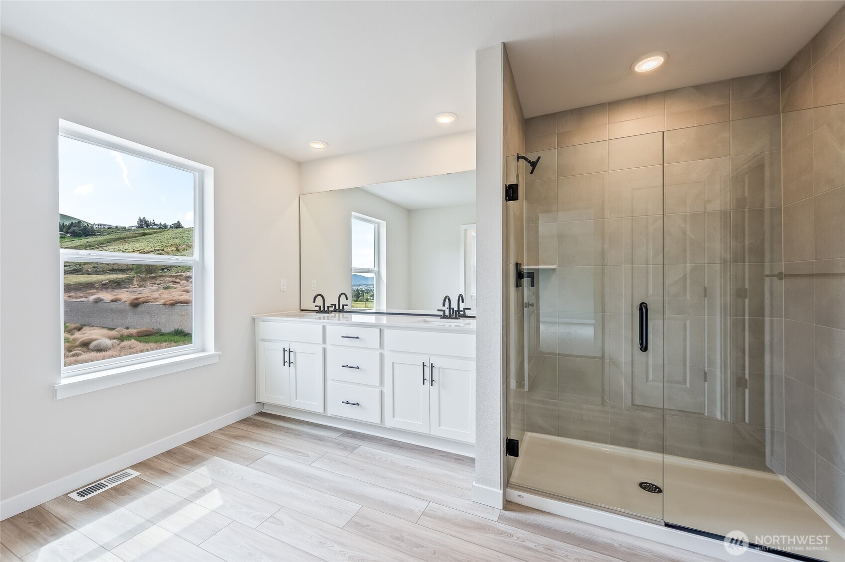 2124 Plumridge Court , Wenatchee, WA 98801