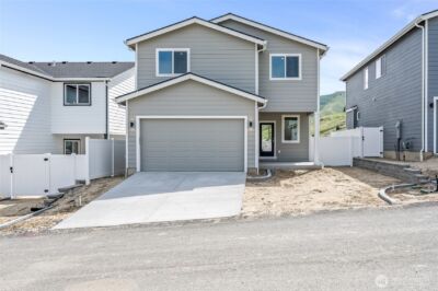 2122 Plumridge Court , Wenatchee, WA 98801 - Photo 2