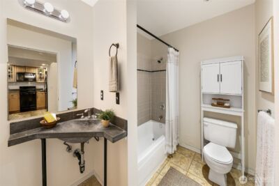 2414 1st Avenue #707, Seattle, WA 98121 - Photo 12