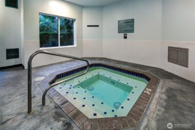 2414 1st Avenue #707, Seattle, WA 98121 - Photo 26