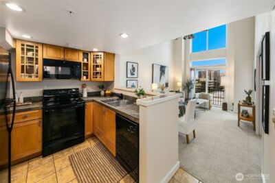 2414 1st Avenue #707, Seattle, WA 98121 - Photo 5