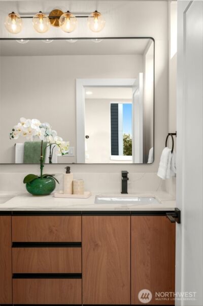 1125 A 10th Avenue E, Seattle, WA 98102 - Photo 16