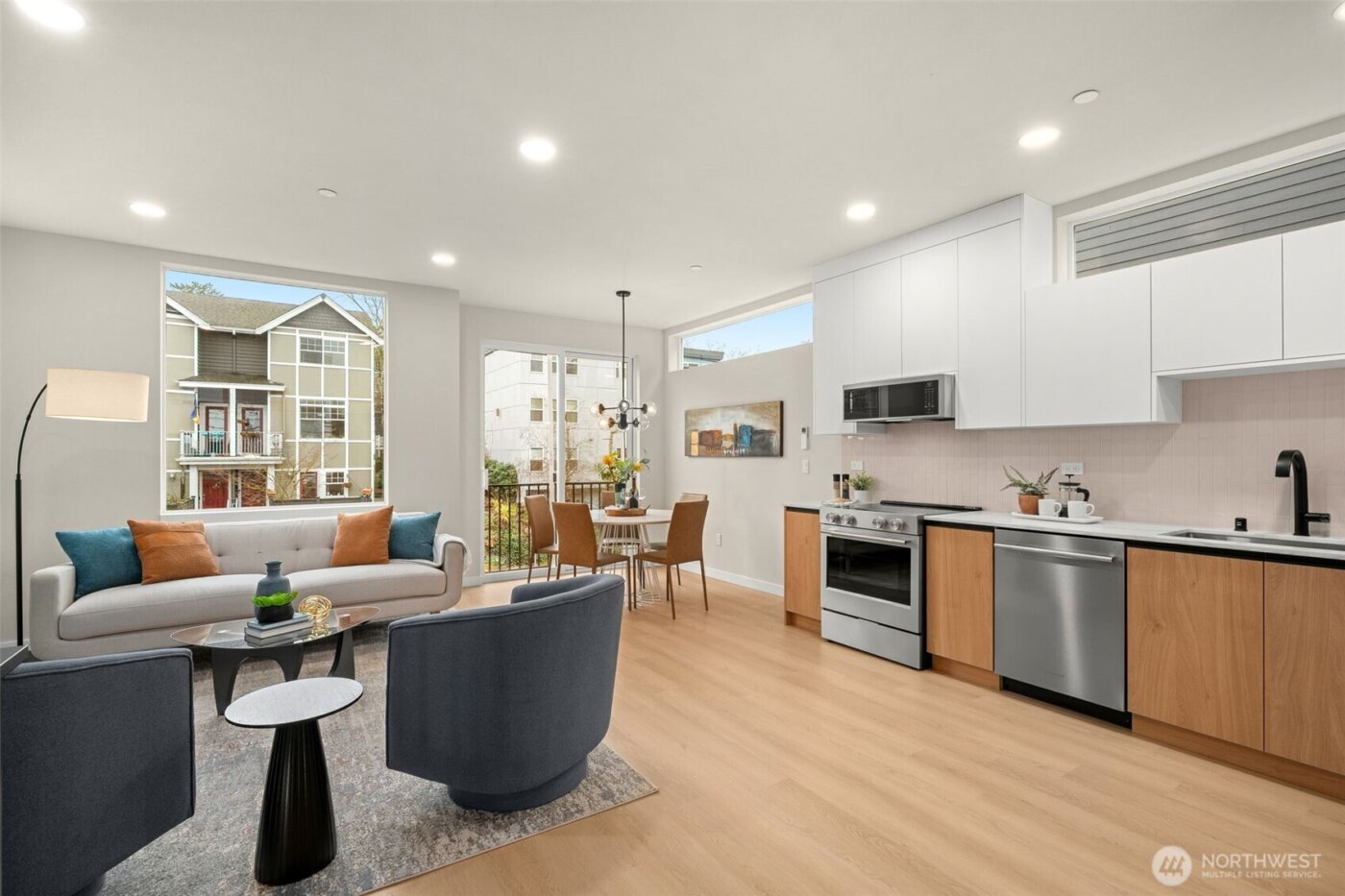 1125 A 10th Avenue E, Seattle, WA 98102