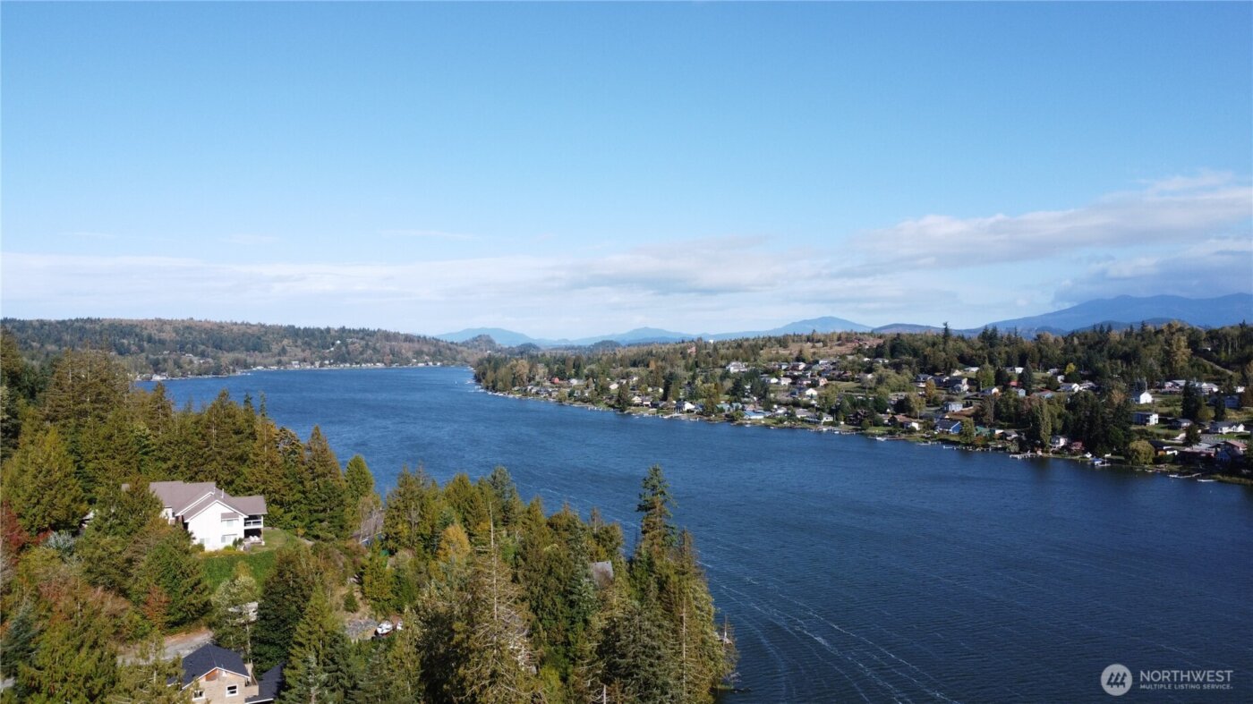 18895 W Big Lake Boulevard , Mount Vernon, WA 98274