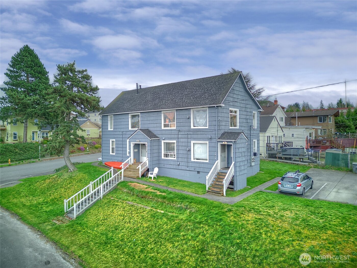 1018 Wall Street SE, Everett, WA 98201