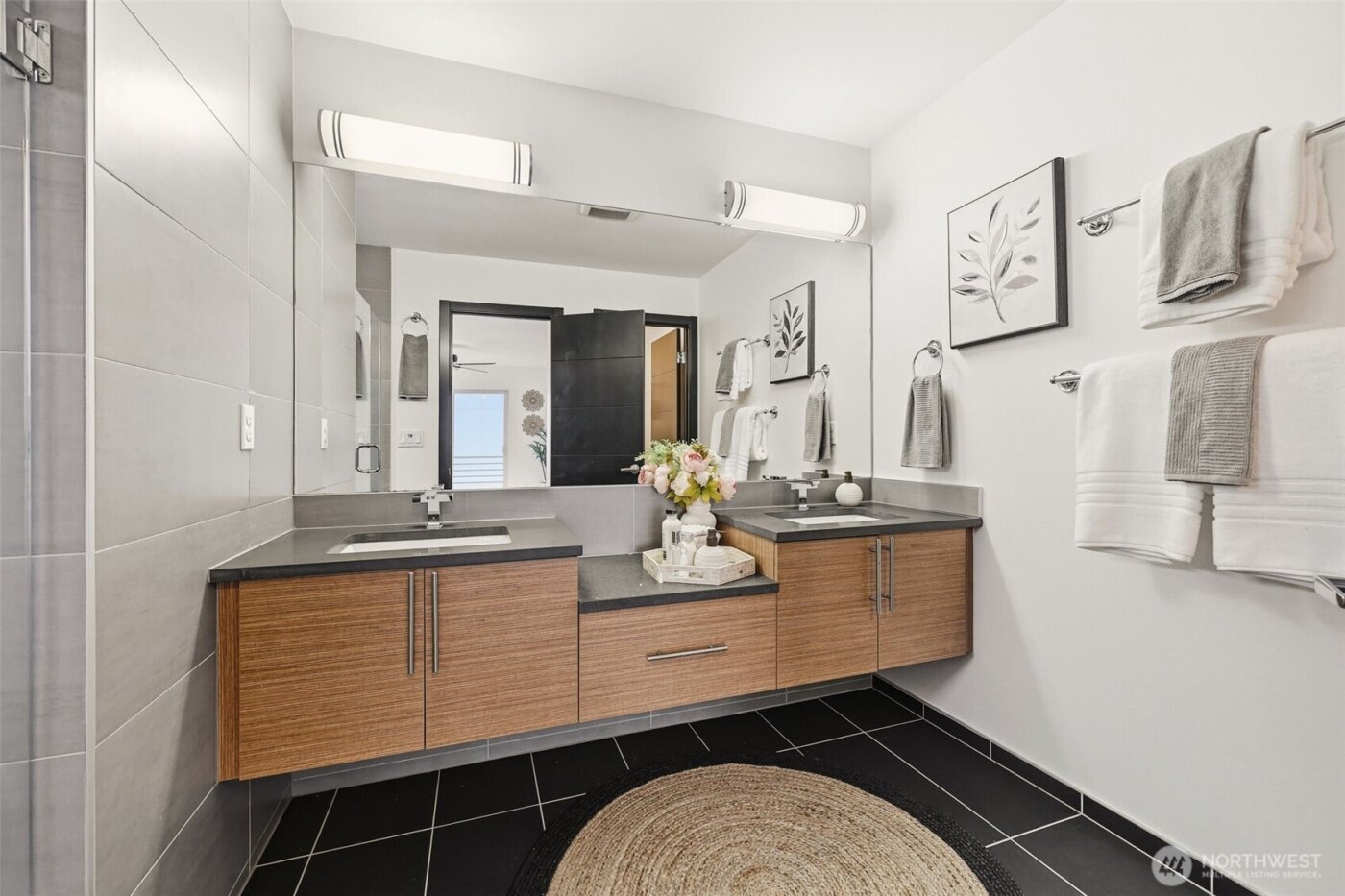 717 Martin Luther King Jr. Way S #B, Seattle, WA 98144