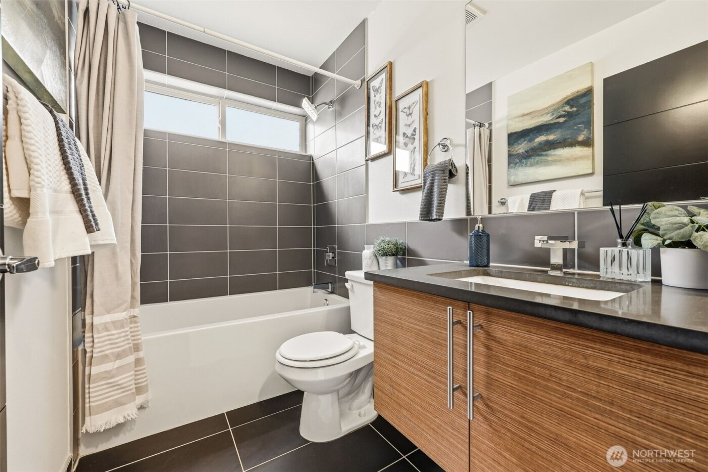 717 Martin Luther King Jr. Way S #B, Seattle, WA 98144