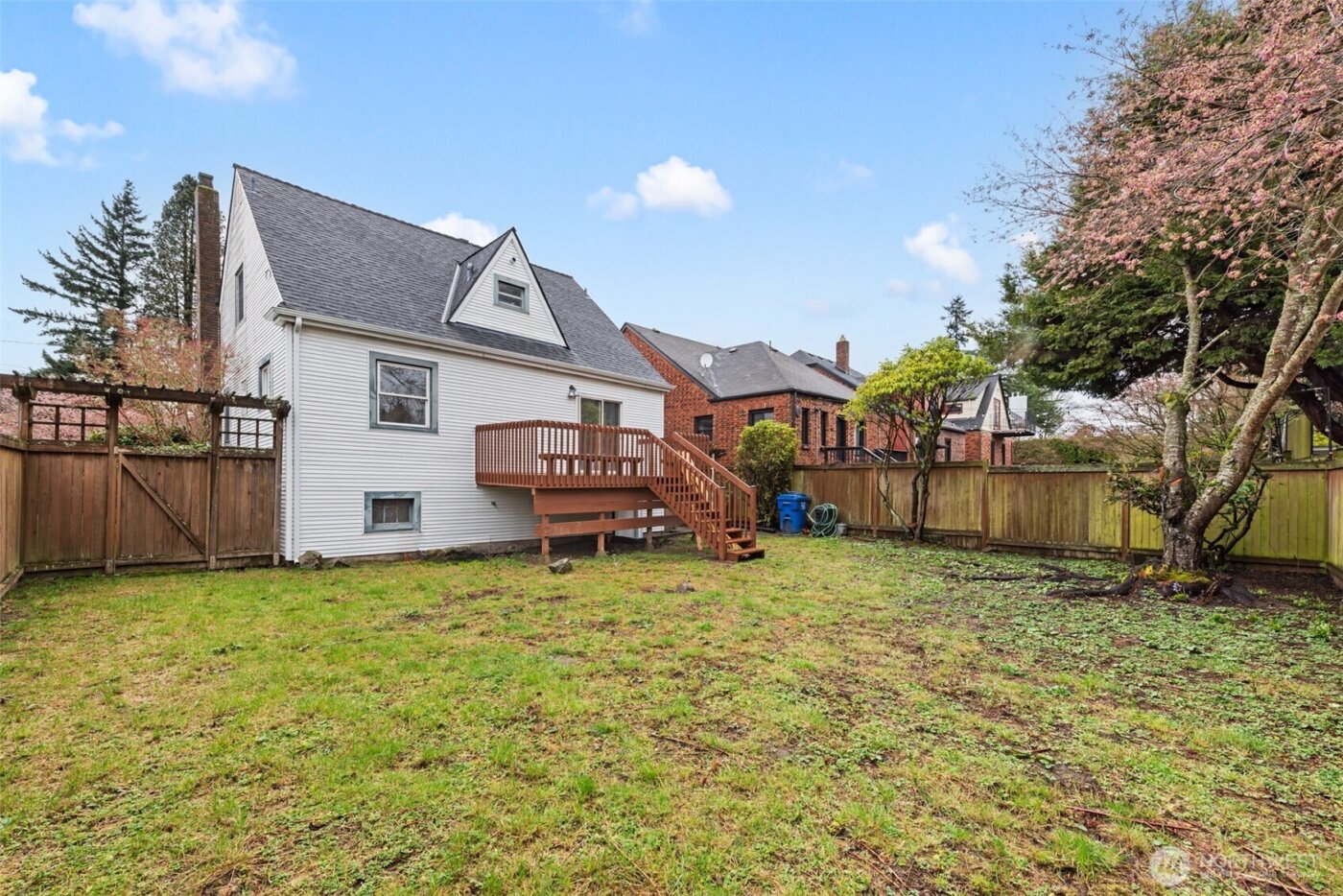 7736 33rd Ave NW , Seattle, WA 98117