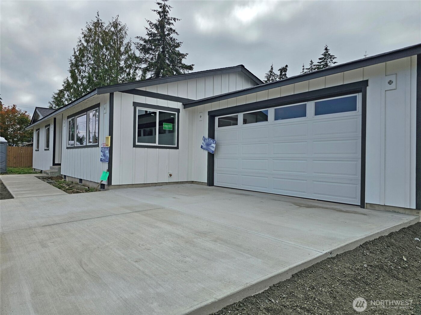 208 S 2nd Street , Oakville, WA 98568