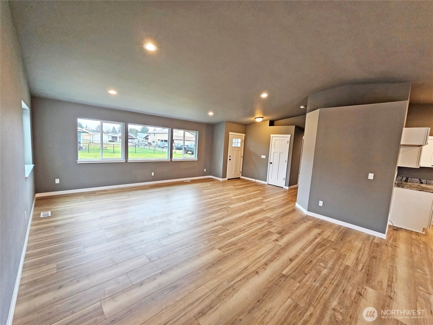 208 S 2nd Street , Oakville, WA 98568