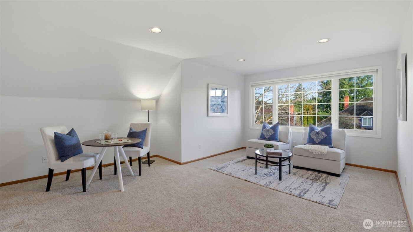 4715 227th Place SE, Sammamish, WA 98075