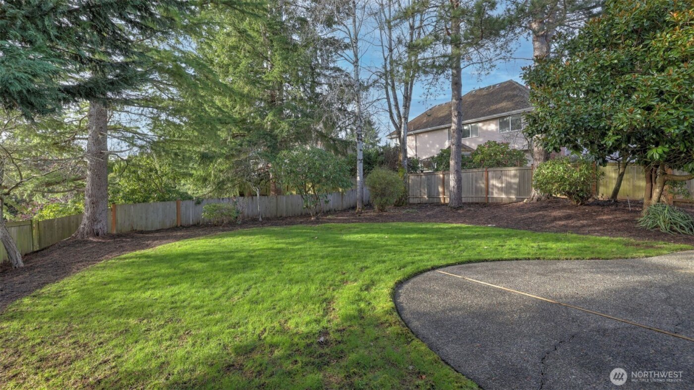 4715 227th Place SE, Sammamish, WA 98075