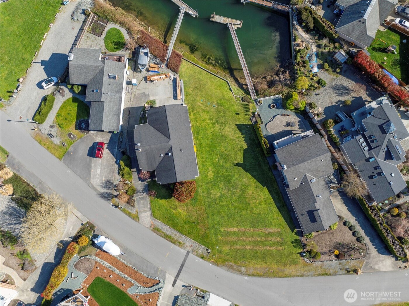 2271 Mariner Beach Drive , Oak Harbor, WA 98277