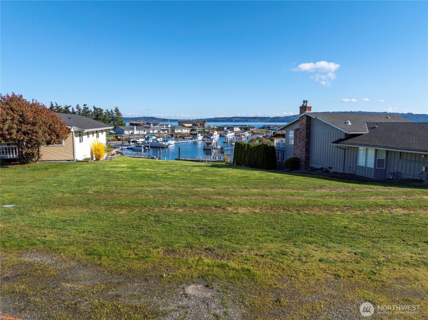 2271 Mariner Beach Drive , Oak Harbor, WA 98277