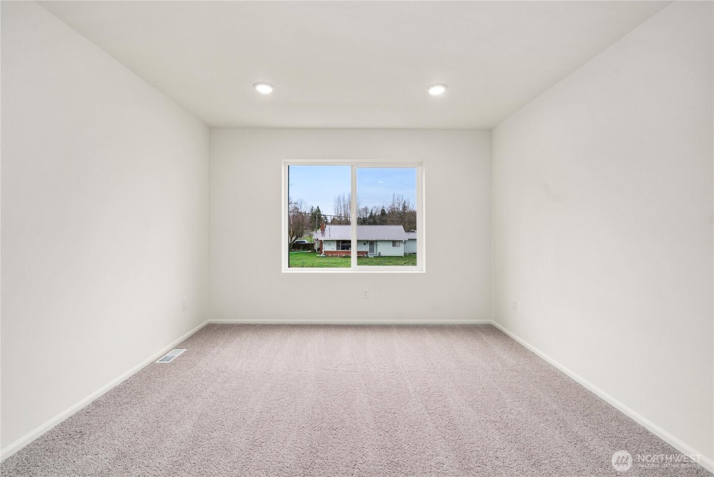 32325 Bryant Road , Sultan, WA 98294