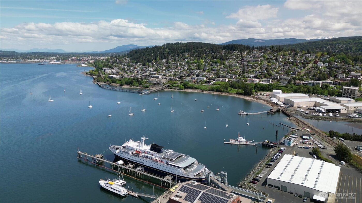 2400 Donovan Avenue #13, Bellingham, WA 98225