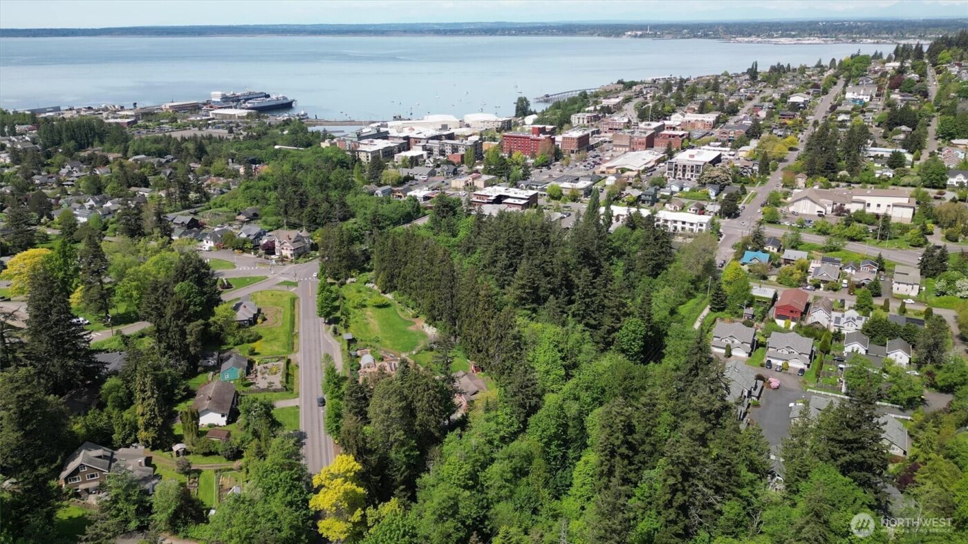 2400 Donovan Avenue #13, Bellingham, WA 98225