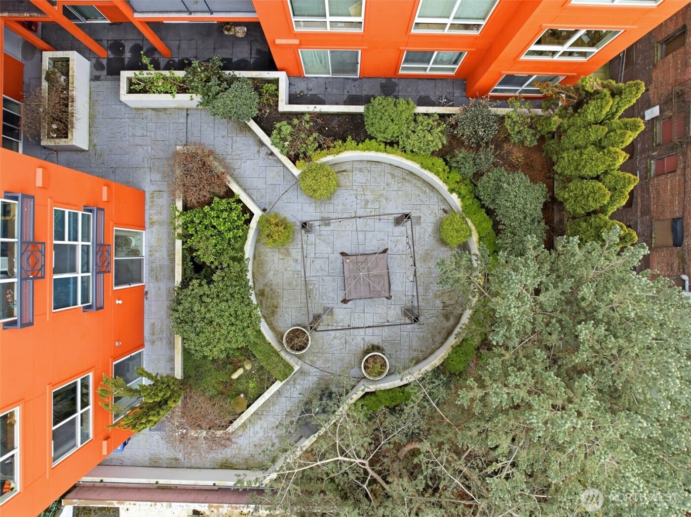 668 S Lane Street #404, Seattle, WA 98104