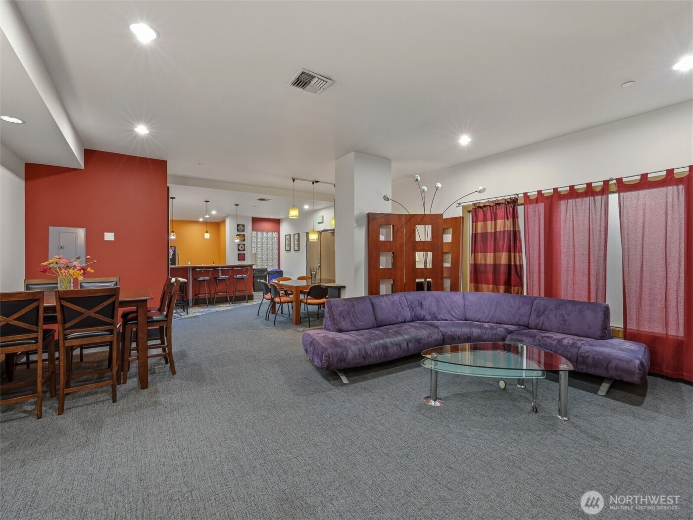 668 S Lane Street #404, Seattle, WA 98104