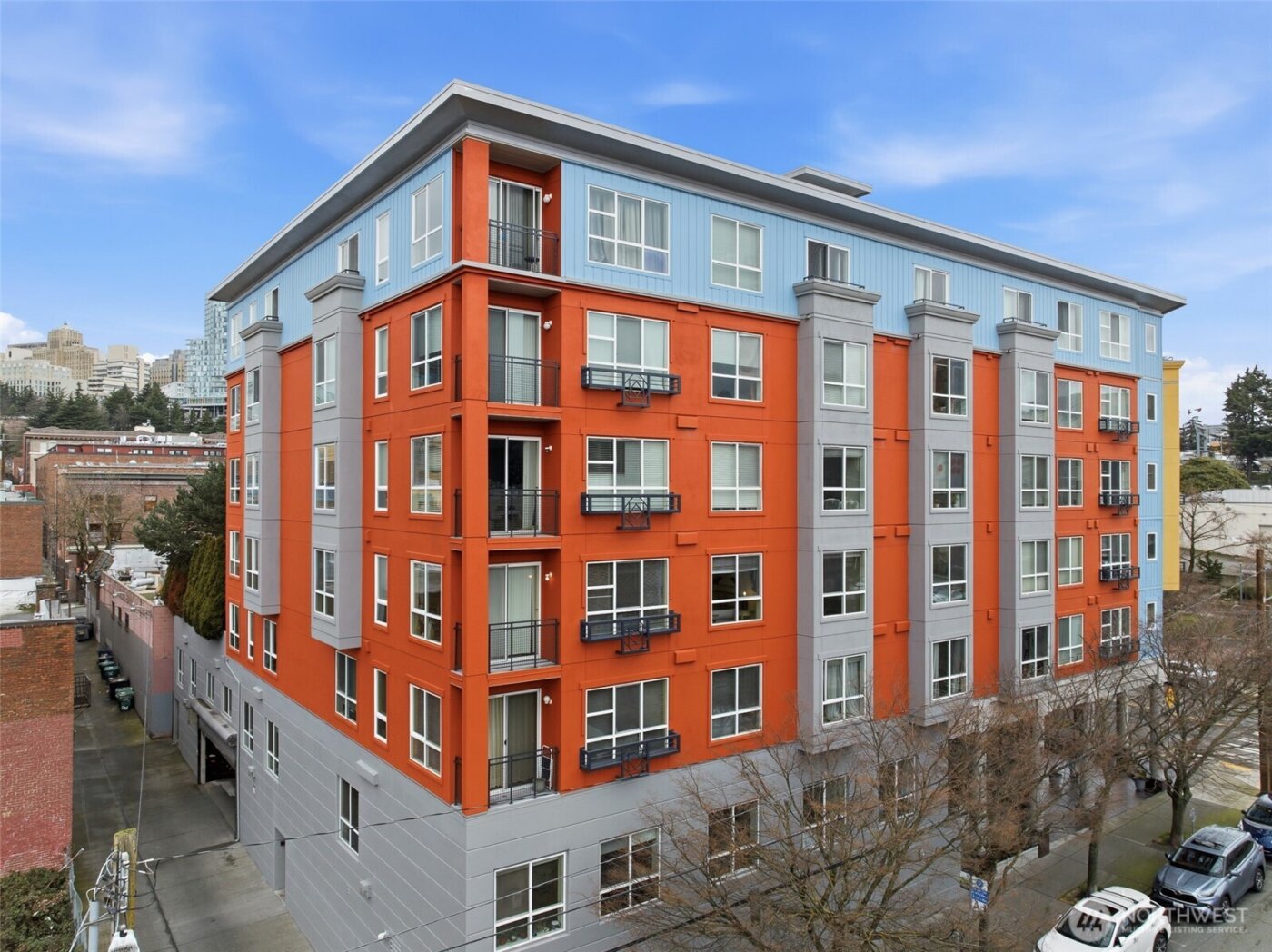 668 S Lane Street #404, Seattle, WA 98104