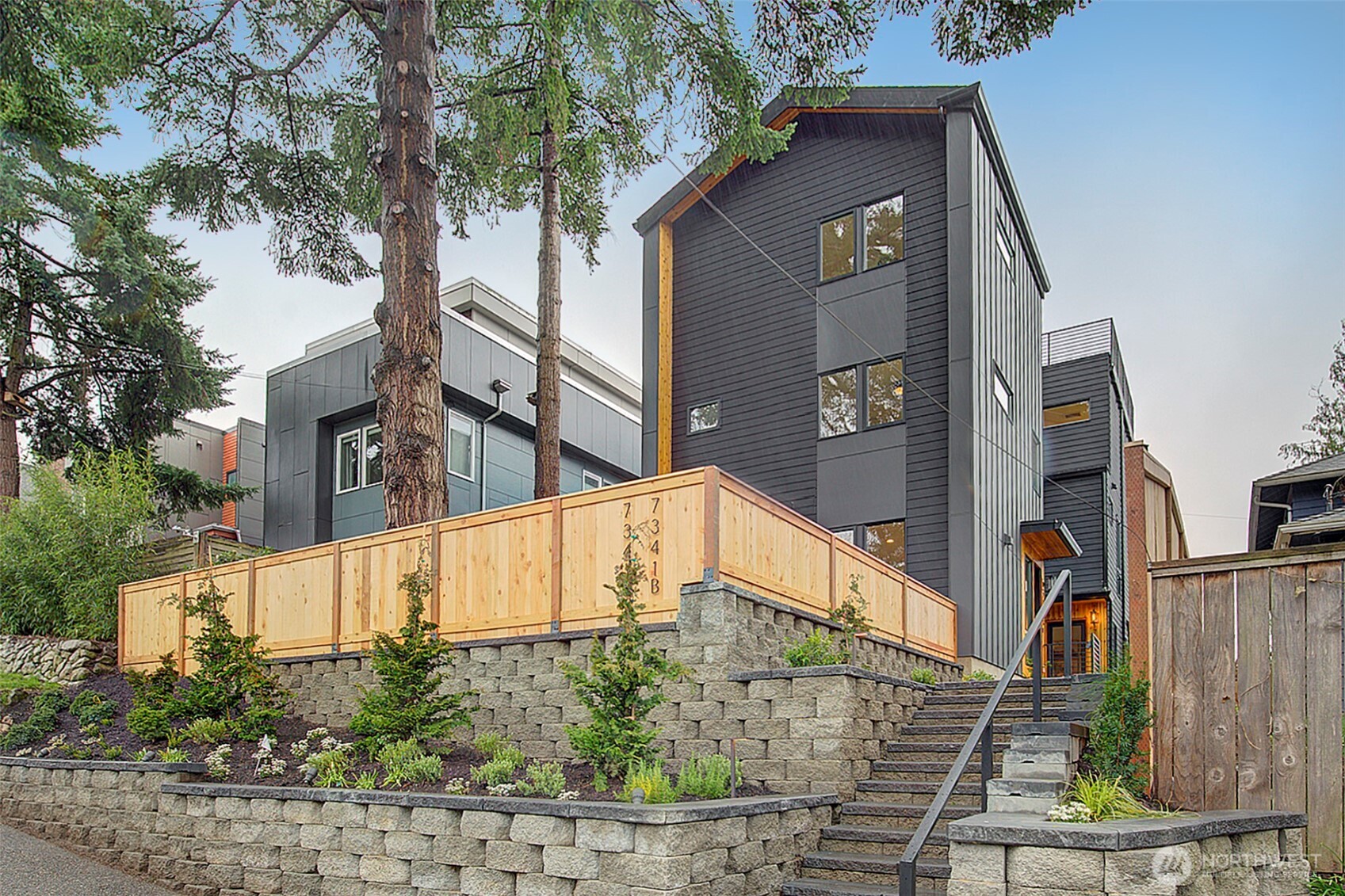 7341 California Avenue SW, Seattle, WA 98136