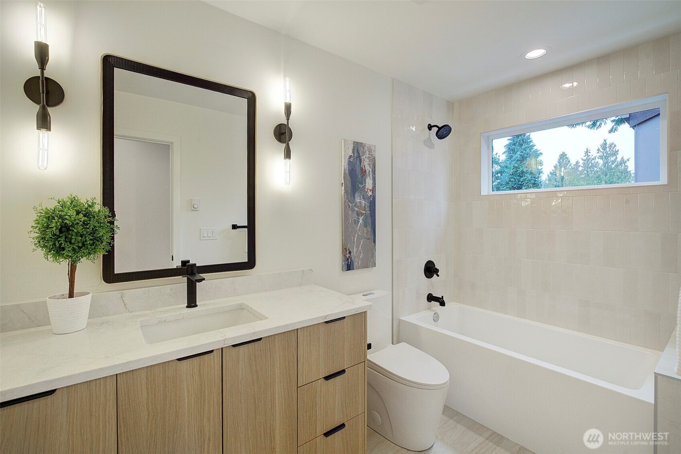 7341 California Avenue SW, Seattle, WA 98136