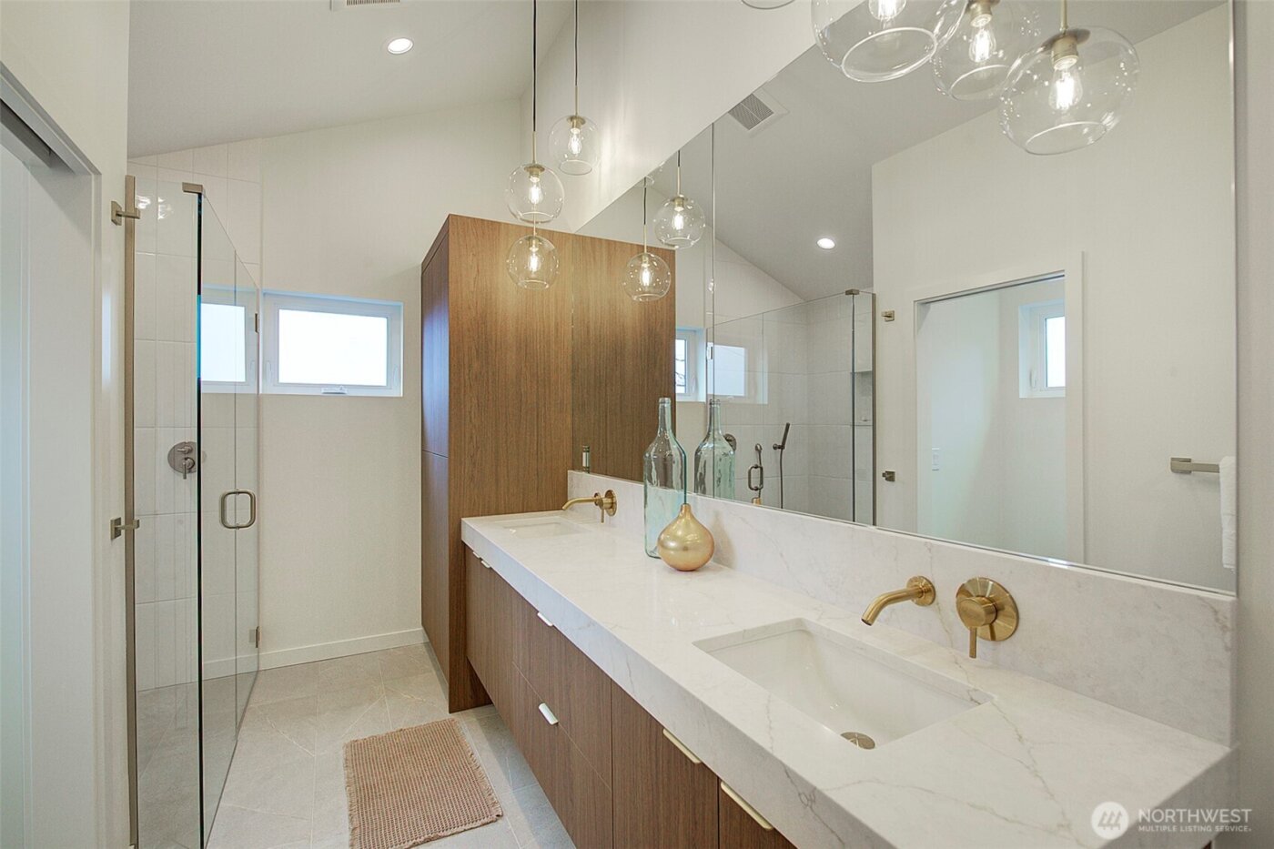 7341 California Avenue SW, Seattle, WA 98136