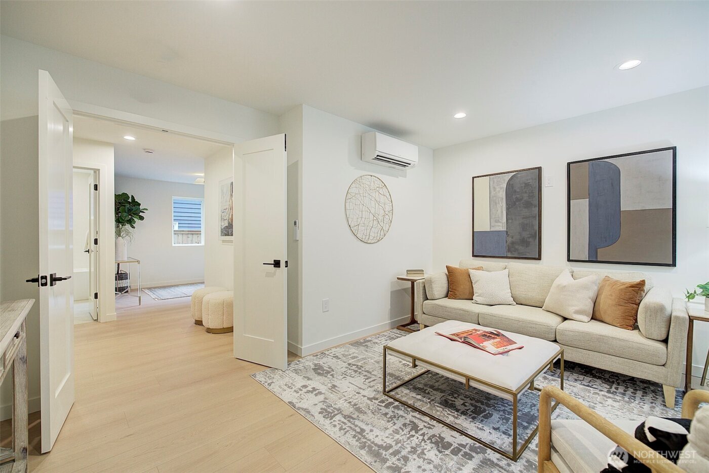 7341 California Avenue SW, Seattle, WA 98136