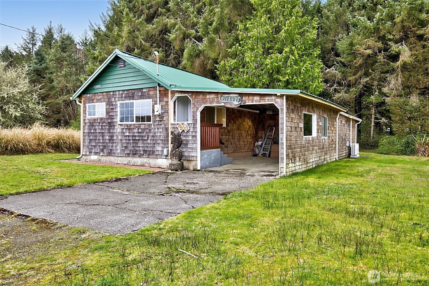 39 Oyehut Road , Hoquiam, WA 98550