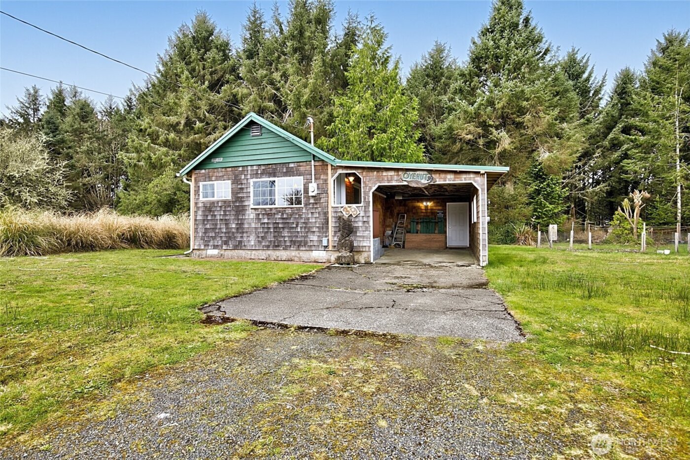 39 Oyehut Road , Hoquiam, WA 98550
