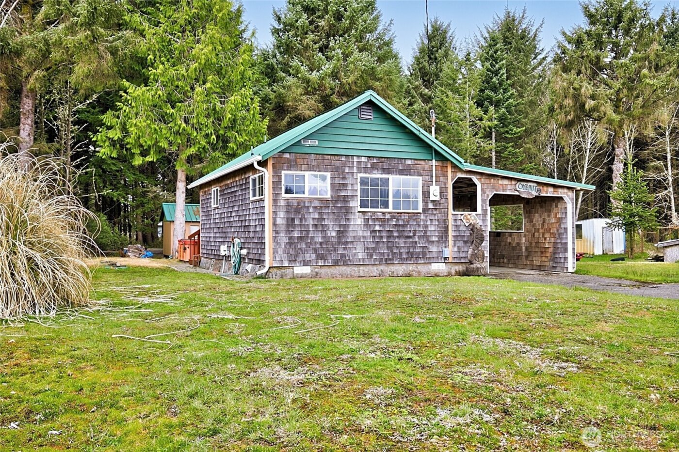 39 Oyehut Road , Hoquiam, WA 98550