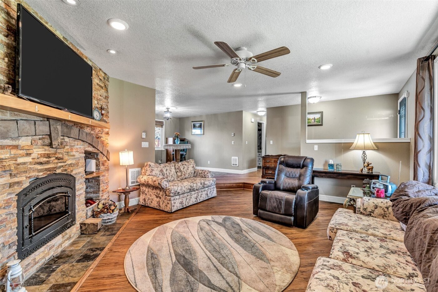 110 CHERRY BLOSSOM Lane , Woodland, WA 98674