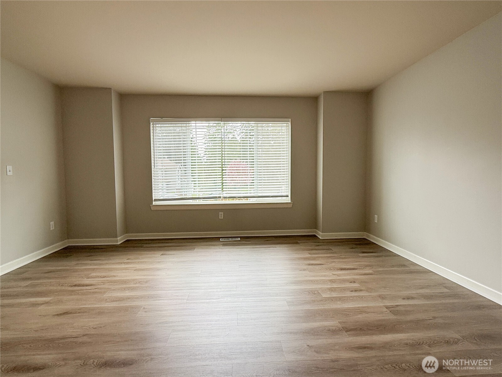 8412 NW Jeatran Place , Silverdale, WA 98383