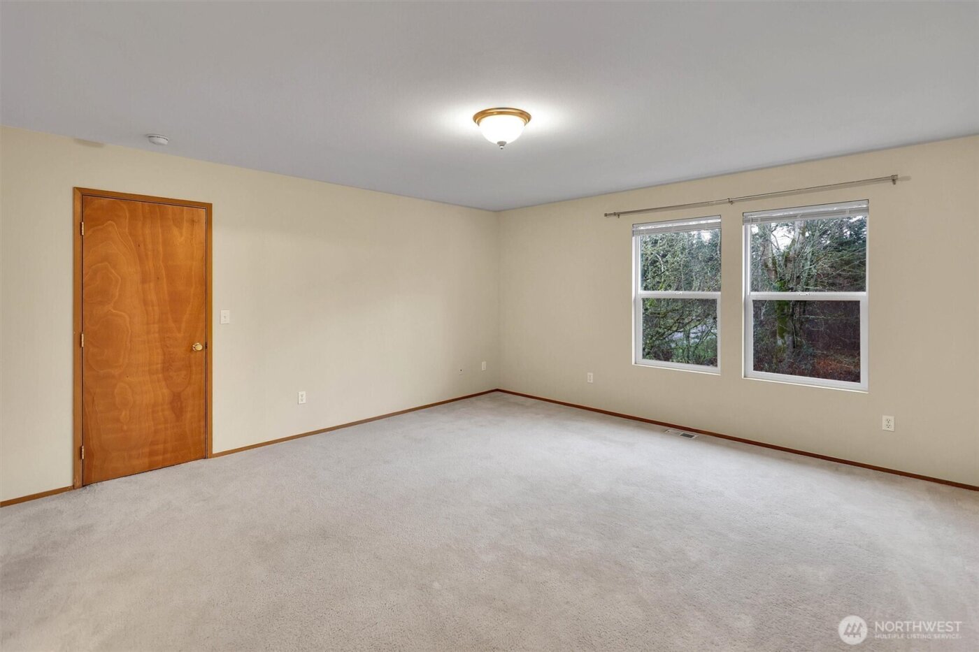 831 SW 364th Place , Federal Way, WA 98023