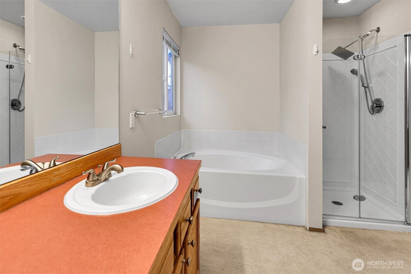 831 SW 364th Place , Federal Way, WA 98023