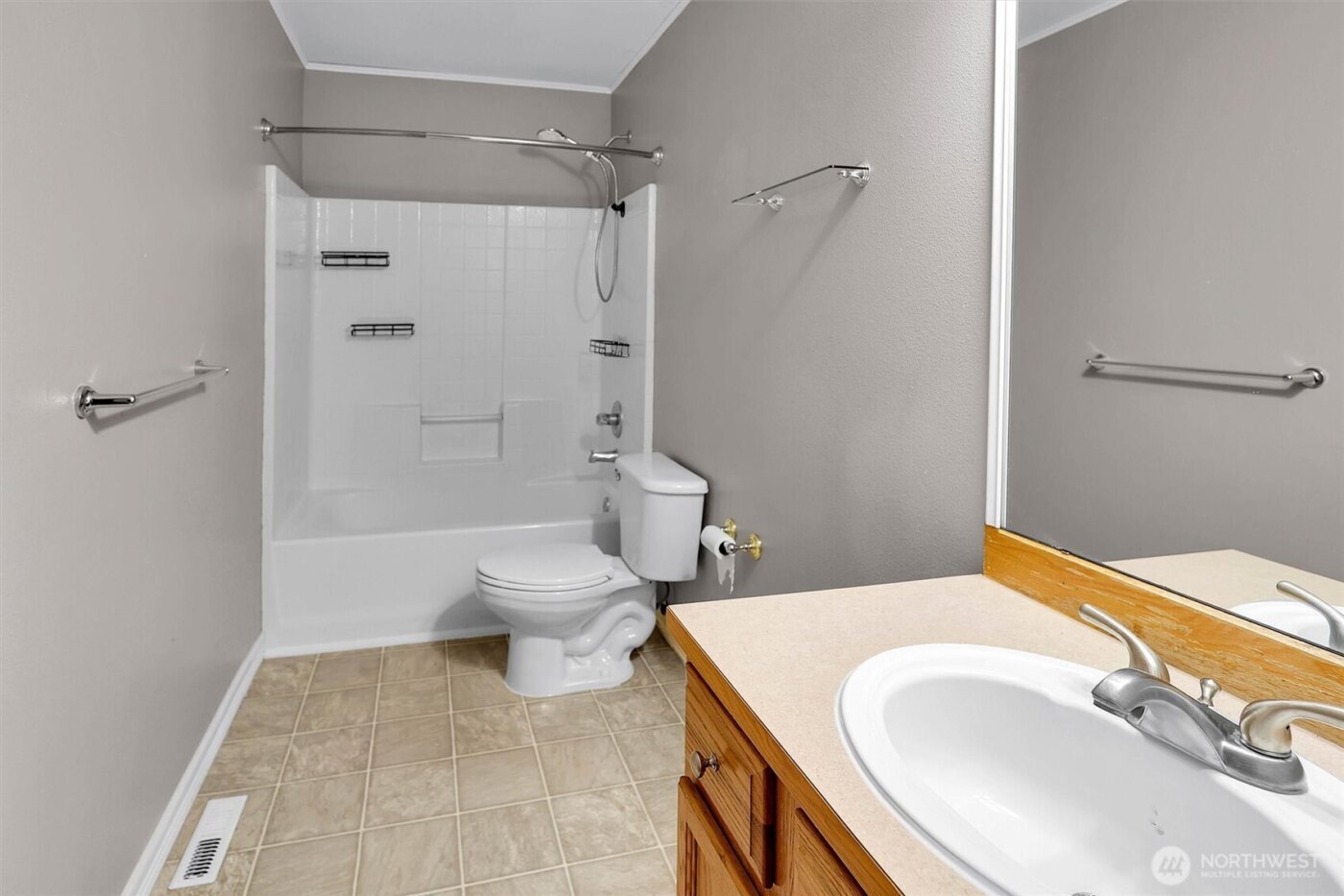 831 SW 364th Place , Federal Way, WA 98023