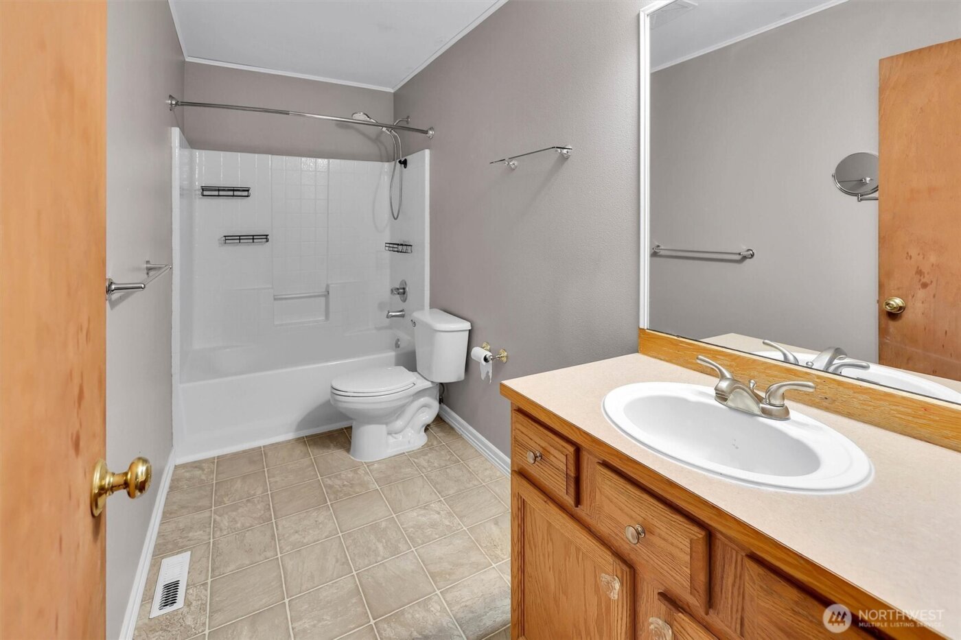 831 SW 364th Place , Federal Way, WA 98023