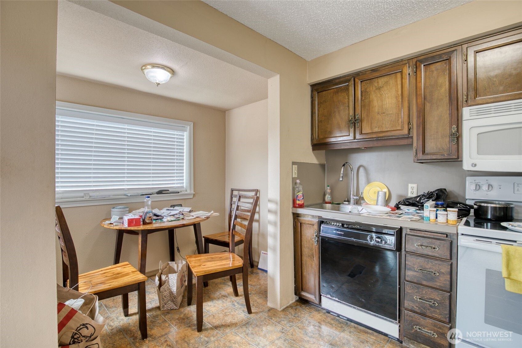 629 Terrace Avenue , Aberdeen, WA 98520