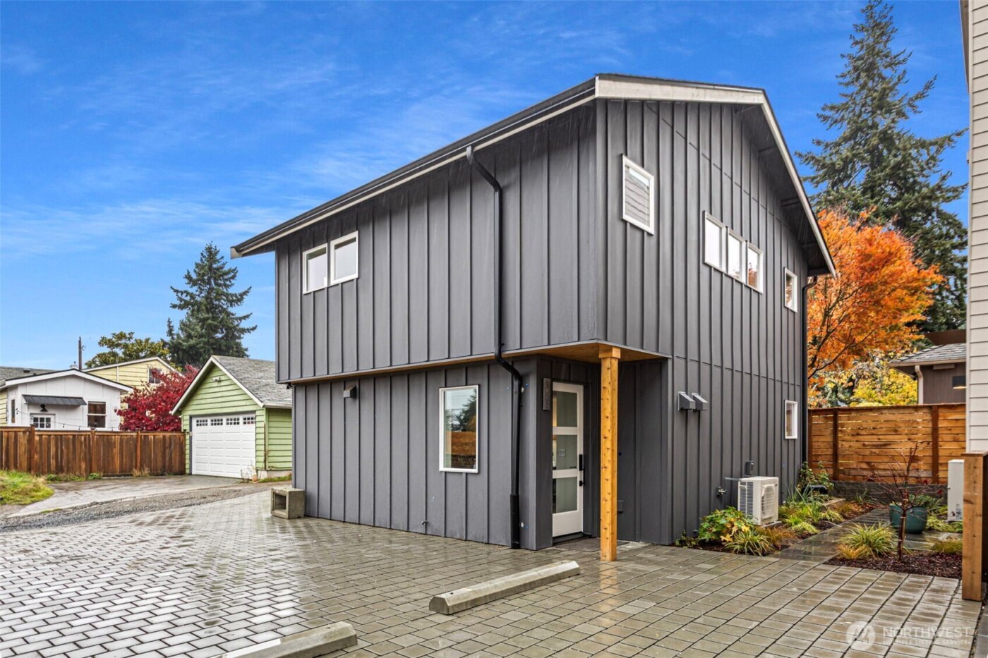 8003 25th Avenue NW, Seattle, WA 98117