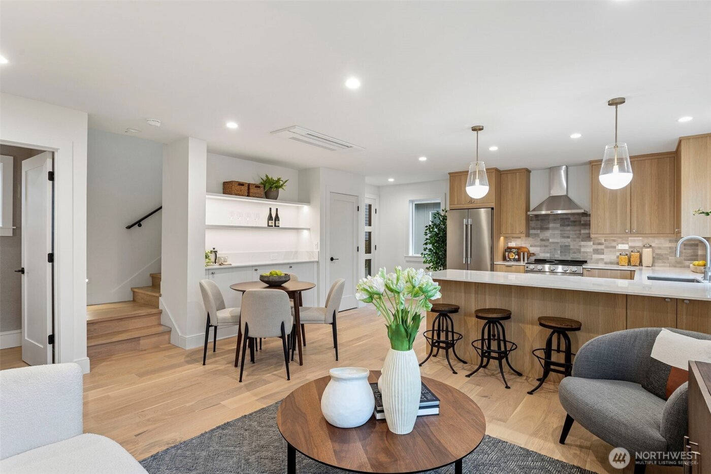 8003 25th Avenue NW, Seattle, WA 98117